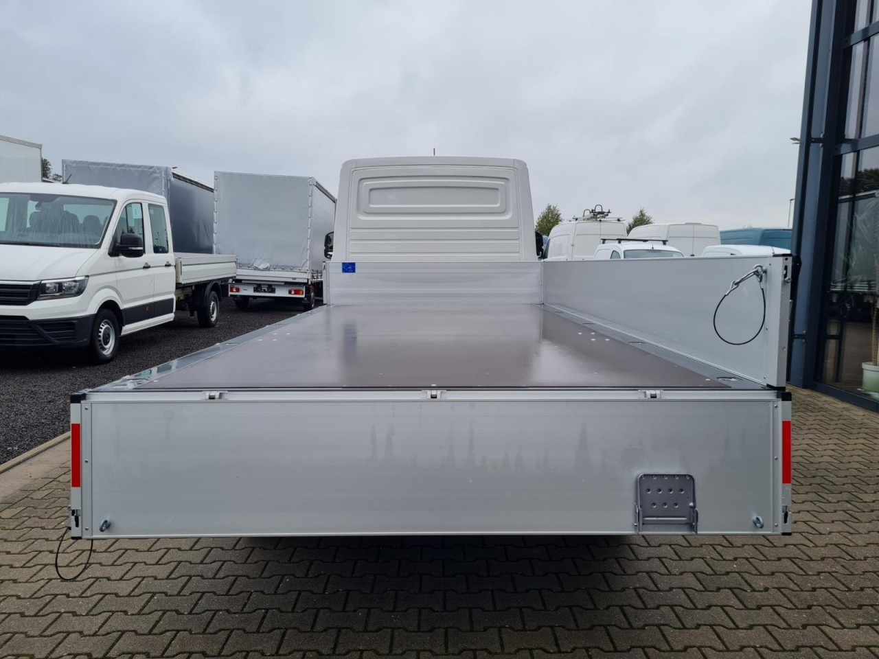 Volkswagen Crafter 35 Pritsche TDI Pritsche L4 KLIMA TEMPOMAT - Transportbil med flak: bild 5 Volkswagen Crafter 35 Pritsche TDI Pritsche L4 KLIMA TEMPOMAT - Transportbil med flak: bild 5