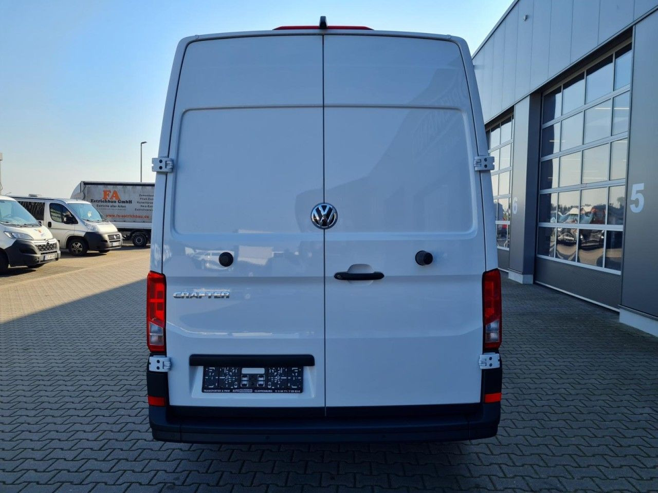 Volkswagen Crafter Kasten TDi MR Automatik KAMERA TEMPOMAT - Små skåpbil: bild 5 Volkswagen Crafter Kasten TDi MR Automatik KAMERA TEMPOMAT - Små skåpbil: bild 5