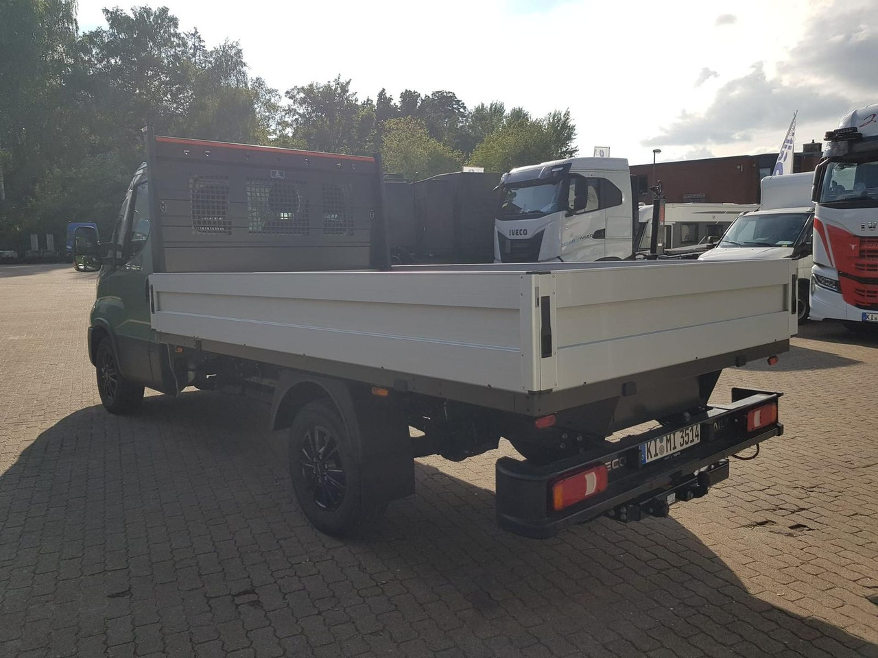 Iveco Daily 35S14HA8 Pritsche AHK 100 kW (136 PS),... - Transportbil med flak: bild 3 Iveco Daily 35S14HA8 Pritsche AHK 100 kW (136 PS),... - Transportbil med flak: bild 3