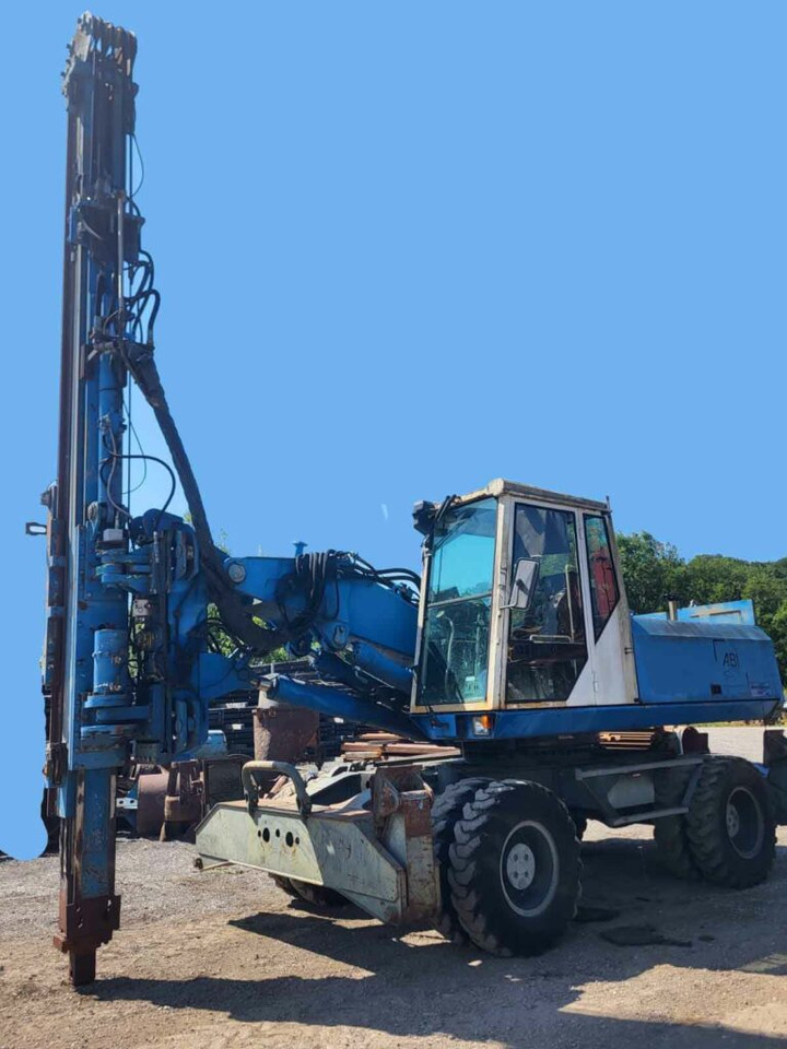 Sennebogen ZM19 T – Pile driver / Rammgerät - Pålkran: bild 1 Sennebogen ZM19 T – Pile driver / Rammgerät - Pålkran: bild 1