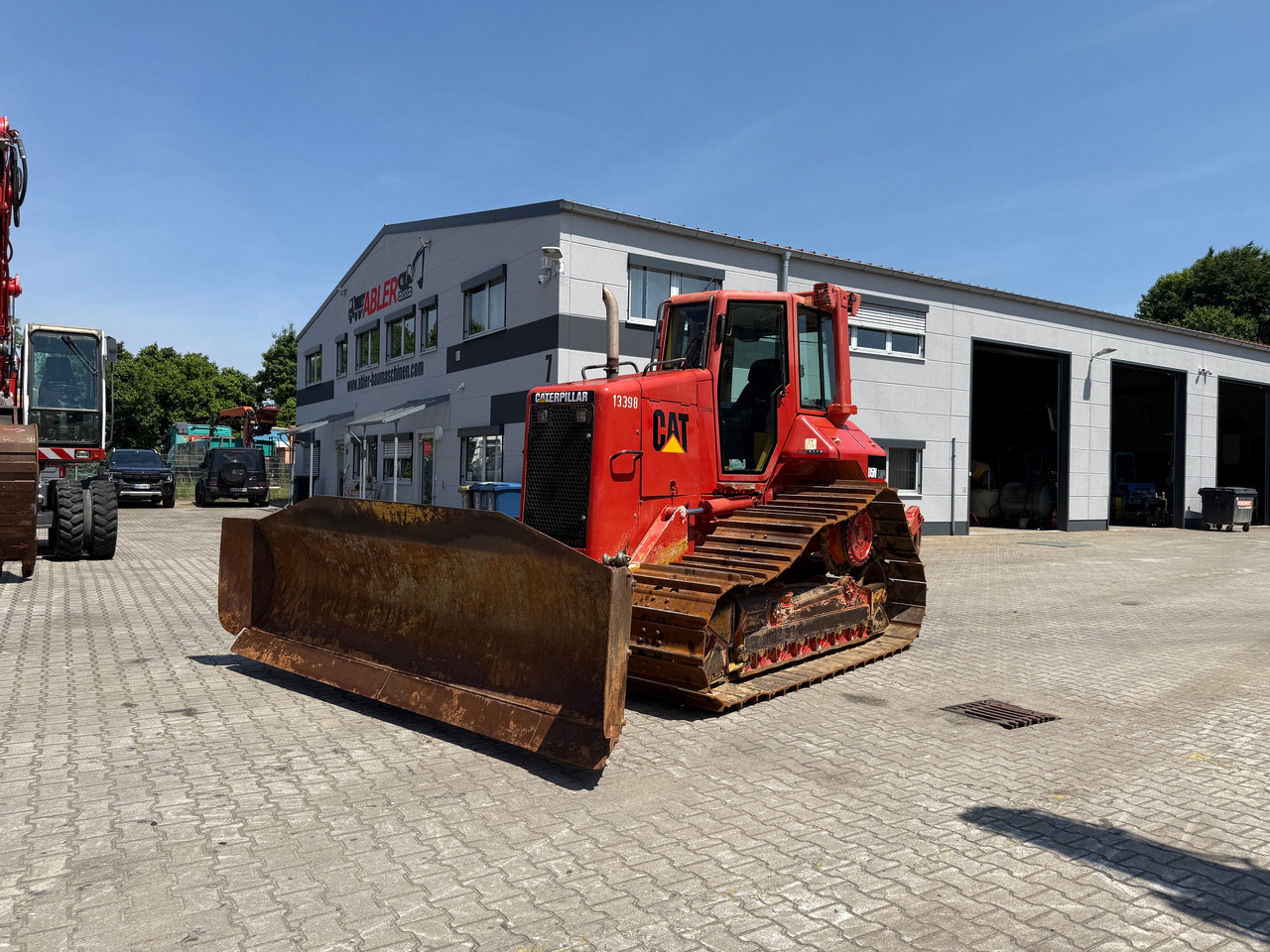 CATERPILLAR D5N FTC LGP Raupe mit 6-Wege + Heckaufreißer - Bulldozer: bild 2 CATERPILLAR D5N FTC LGP Raupe mit 6-Wege + Heckaufreißer - Bulldozer: bild 2