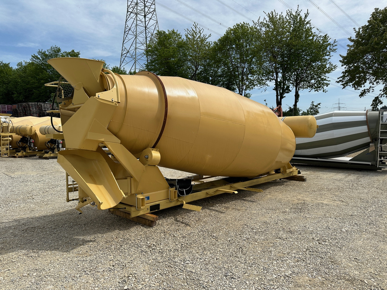 Liebherr HTM1204 Betonmischer Aufbau 12 m3 UNBENUTZT - Betongroterare: bild 3 Liebherr HTM1204 Betonmischer Aufbau 12 m3 UNBENUTZT - Betongroterare: bild 3