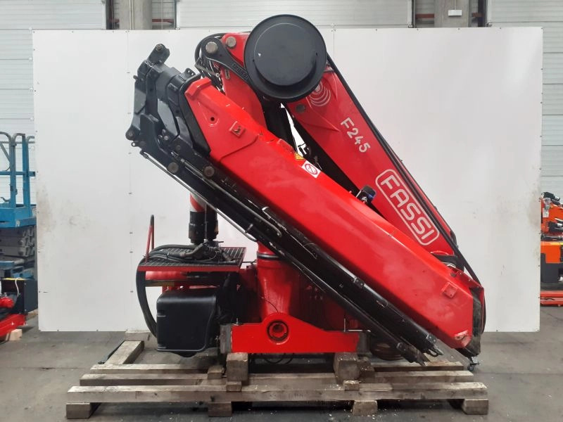 Grúa FASSI F245A.25 - Lastbilskran för Lastbil: bild 2 Grúa FASSI F245A.25 - Lastbilskran för Lastbil: bild 2