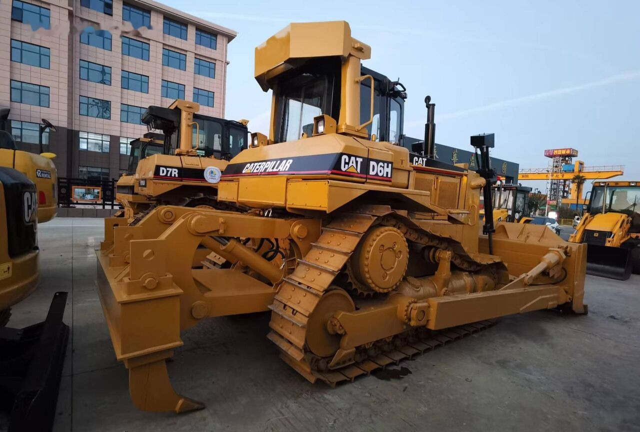 CAT D6H - Bulldozer: bild 5 CAT D6H - Bulldozer: bild 5