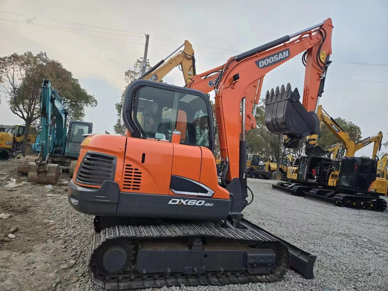 Doosan DX60-9 - Bandgrävare: bild 2 Doosan DX60-9 - Bandgrävare: bild 2