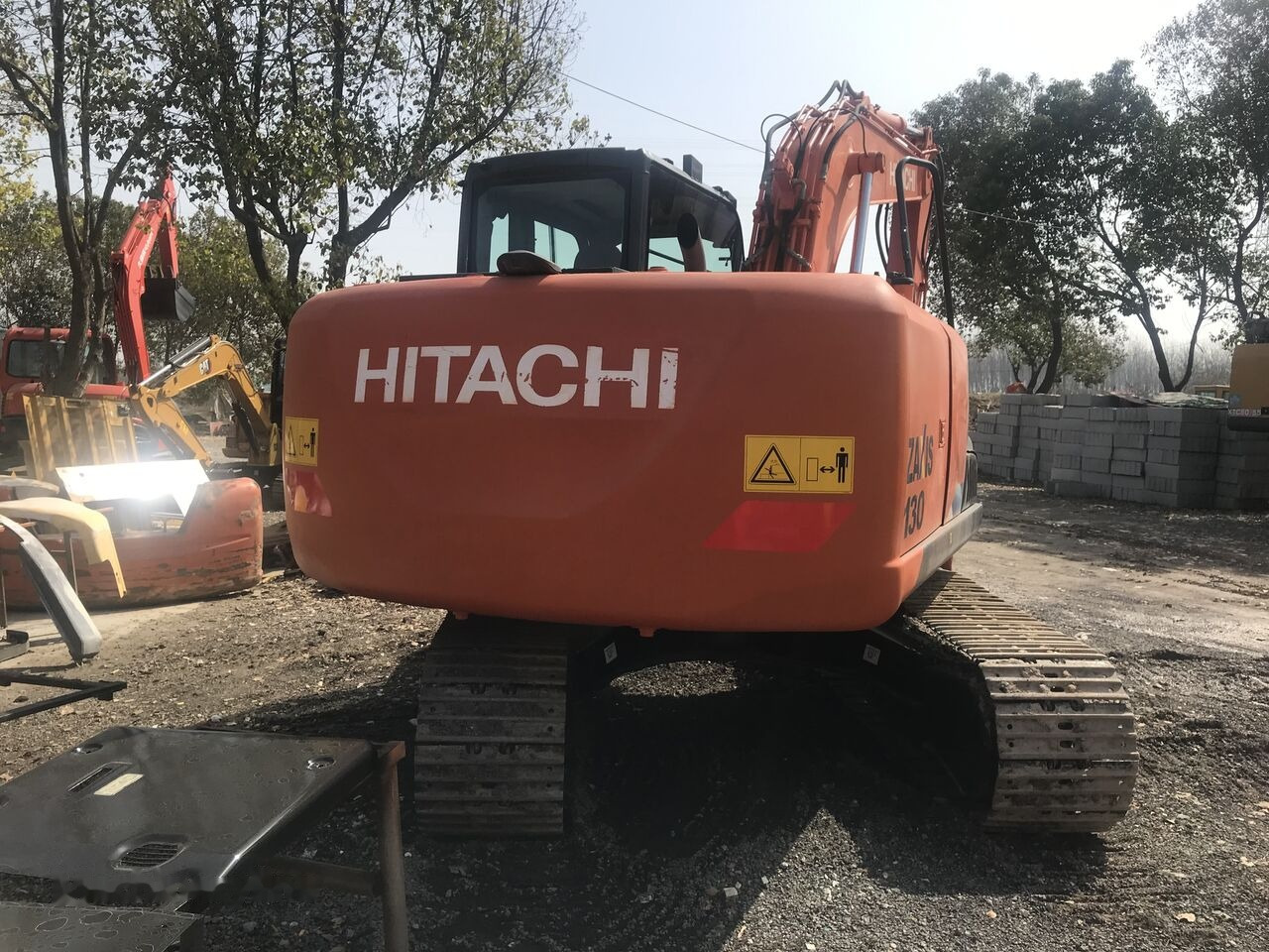 Hitachi ZX130 - Bandgrävare: bild 5 Hitachi ZX130 - Bandgrävare: bild 5