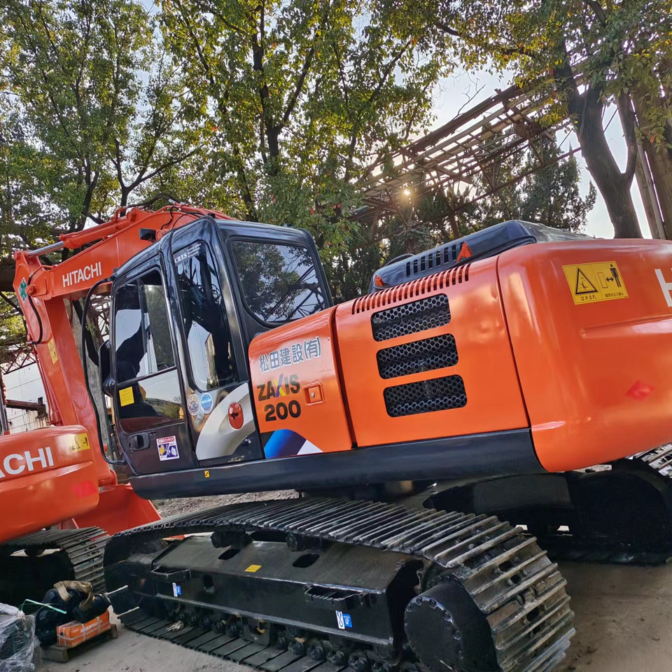 HITACHI ZX200-3 - Bandgrävare: bild 1 HITACHI ZX200-3 - Bandgrävare: bild 1
