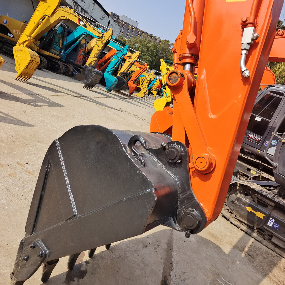 HITACHI ZX70 - Minigrävmaskin: bild 2 HITACHI ZX70 - Minigrävmaskin: bild 2