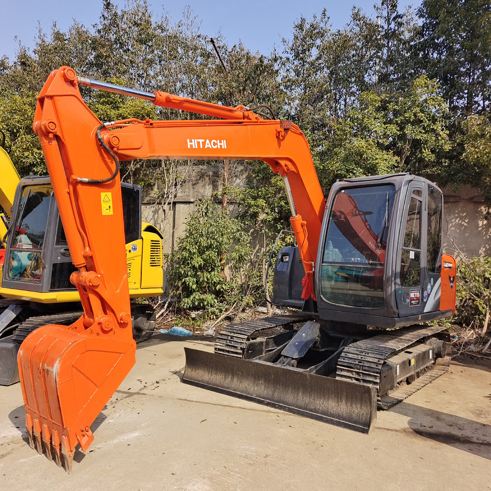 HITACHI ZX70 - Minigrävmaskin: bild 2 HITACHI ZX70 - Minigrävmaskin: bild 2