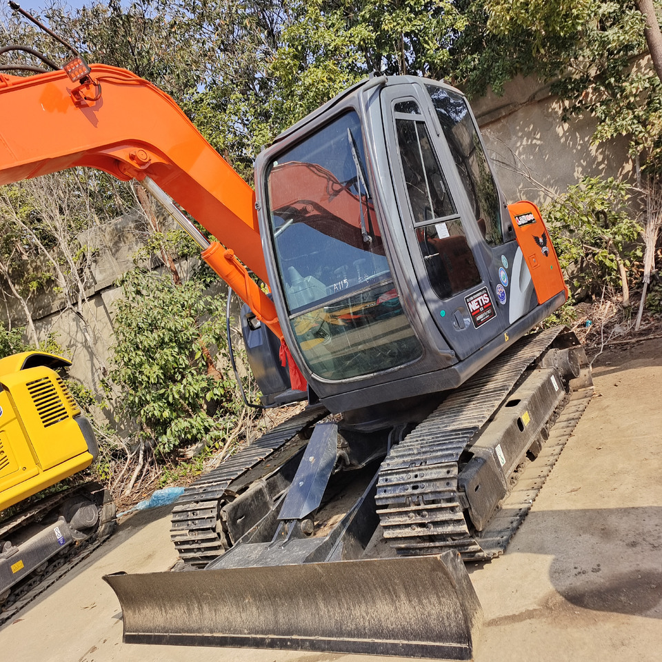 HITACHI ZX70 - Minigrävmaskin: bild 4 HITACHI ZX70 - Minigrävmaskin: bild 4