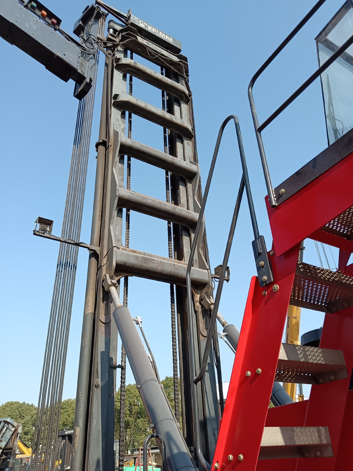 KALMAR DCE90 - Reachstacker: bild 5 KALMAR DCE90 - Reachstacker: bild 5