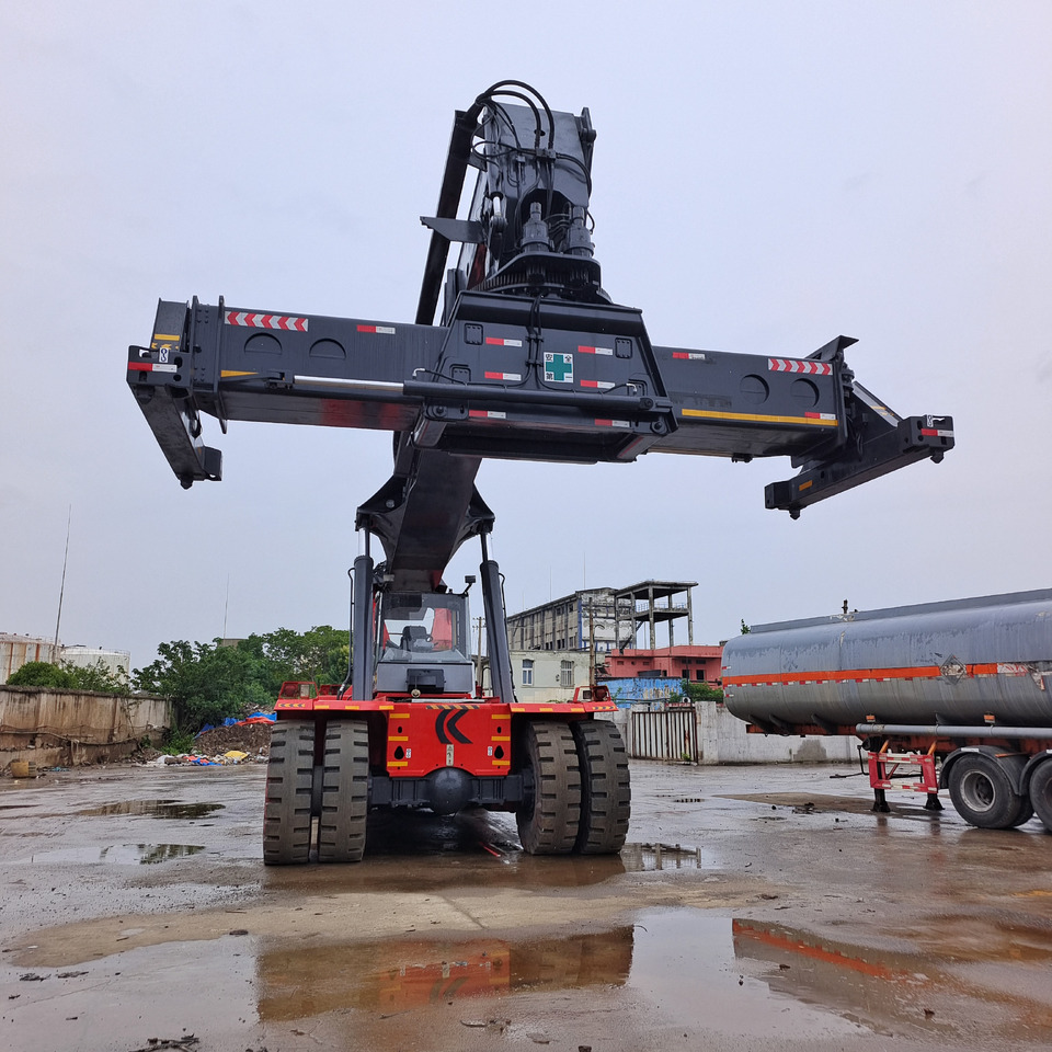 KALMAR DRF450 - Reachstacker: bild 2 KALMAR DRF450 - Reachstacker: bild 2
