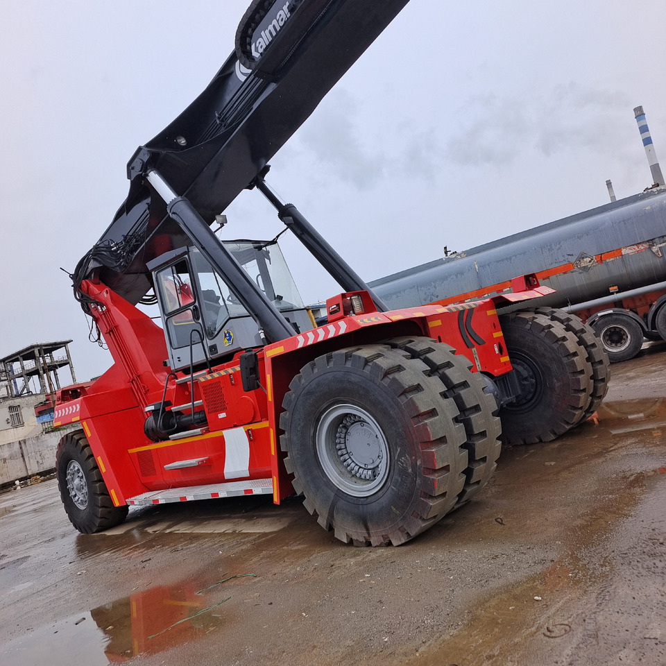 KALMAR DRF450 - Reachstacker: bild 4 KALMAR DRF450 - Reachstacker: bild 4