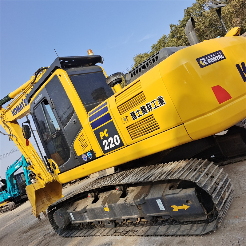 KOMATSU PC 220-8 N1 - Bandgrävare: bild 3 KOMATSU PC 220-8 N1 - Bandgrävare: bild 3