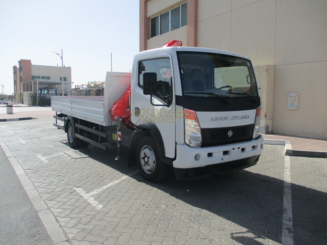 Ashok Leyland PARTNER LX 4x2 with Fassi F50A.022 Crane - Kranbil: bild 1 Ashok Leyland PARTNER LX 4x2 with Fassi F50A.022 Crane - Kranbil: bild 1