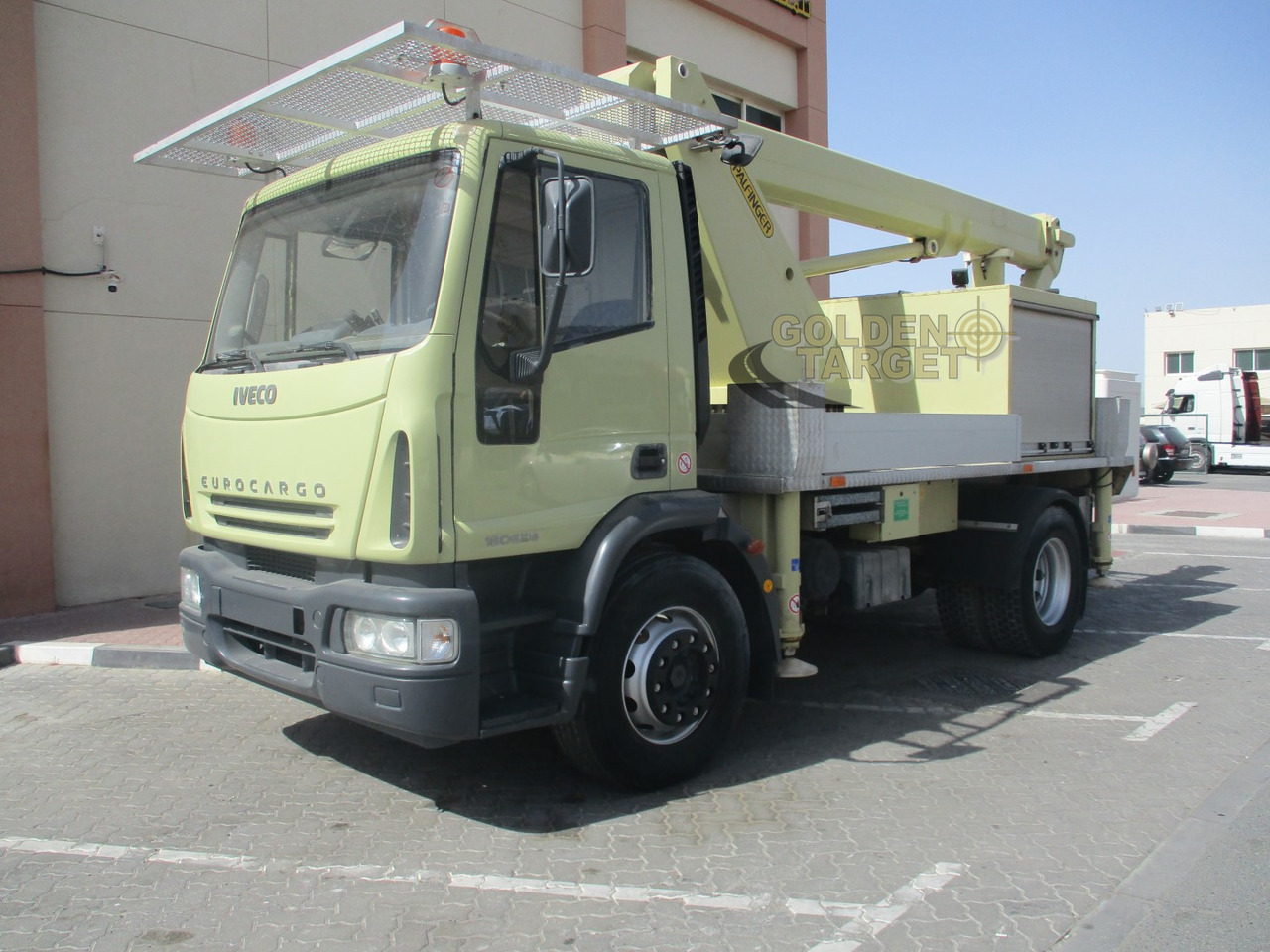 Iveco EURO CARGO 180E28 4x2 PALFINGER P180 Manlift - Billift: bild 2 Iveco EURO CARGO 180E28 4x2 PALFINGER P180 Manlift - Billift: bild 2