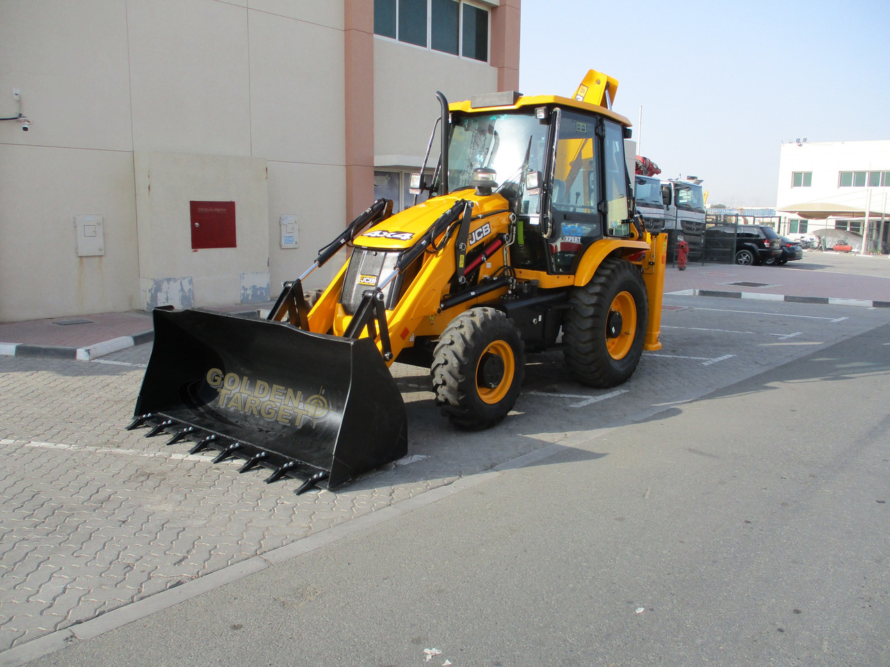 JCB 3DX PLUS 4×4 BACKHOE LOADER - Grävlastare: bild 2 JCB 3DX PLUS 4×4 BACKHOE LOADER - Grävlastare: bild 2