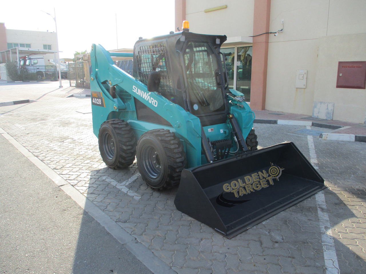 SUNWARD SWL4028 Skid Steer - Kompaktlastare/ Slirstyrda lastare: bild 1 SUNWARD SWL4028 Skid Steer - Kompaktlastare/ Slirstyrda lastare: bild 1