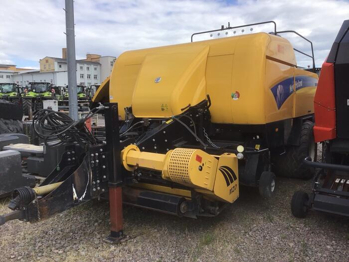 New Holland BB 9080 R - Fyrkantspress: bild 1 New Holland BB 9080 R - Fyrkantspress: bild 1
