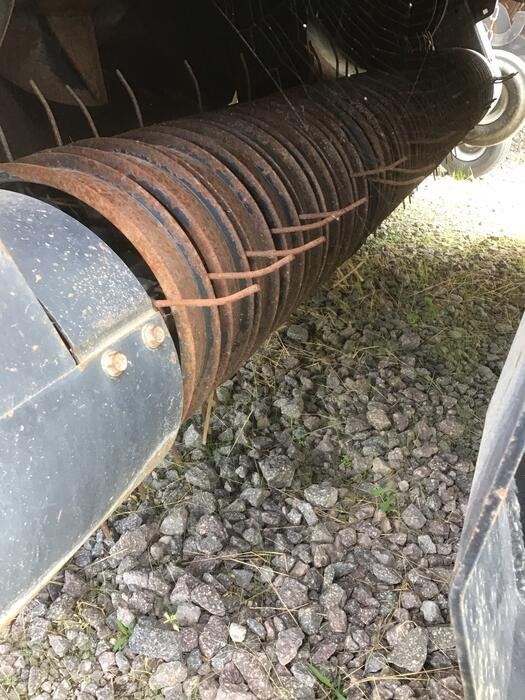 New Holland BB 9080 R - Fyrkantspress: bild 3 New Holland BB 9080 R - Fyrkantspress: bild 3