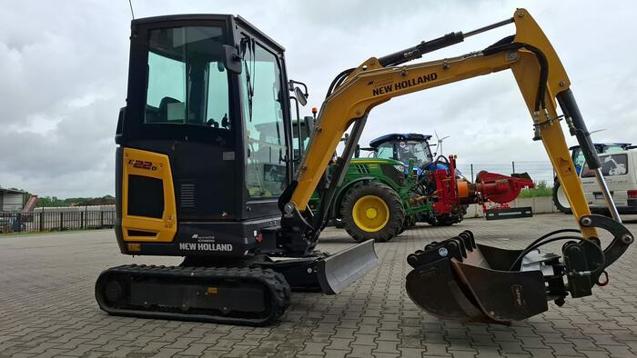 New Holland E22D ähnlich wie Eurocomach mit Löffelpaket - Minigrävmaskin: bild 3 New Holland E22D ähnlich wie Eurocomach mit Löffelpaket - Minigrävmaskin: bild 3