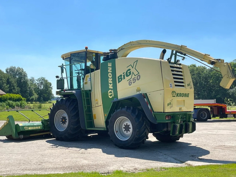 Krone Big X 650 V8 Hakselaar Claas John deere New holland - Exakthack: bild 2 Krone Big X 650 V8 Hakselaar Claas John deere New holland - Exakthack: bild 2