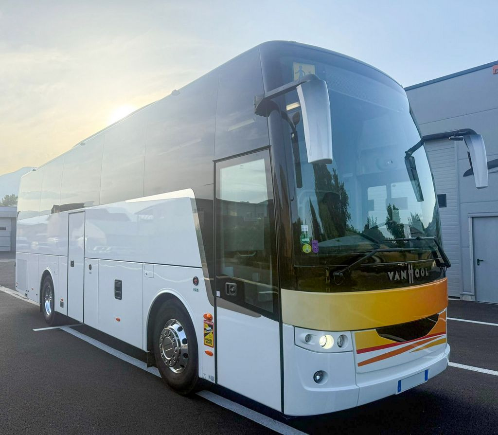 VANHOOL EX11H - Dubbeldäckare buss: bild 1 VANHOOL EX11H - Dubbeldäckare buss: bild 1
