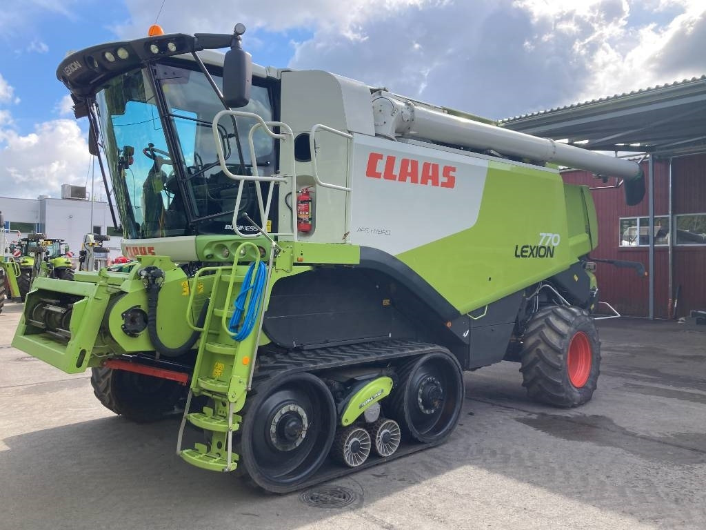 Claas Lexion 770 TT - Skördetröska: bild 2 Claas Lexion 770 TT - Skördetröska: bild 2