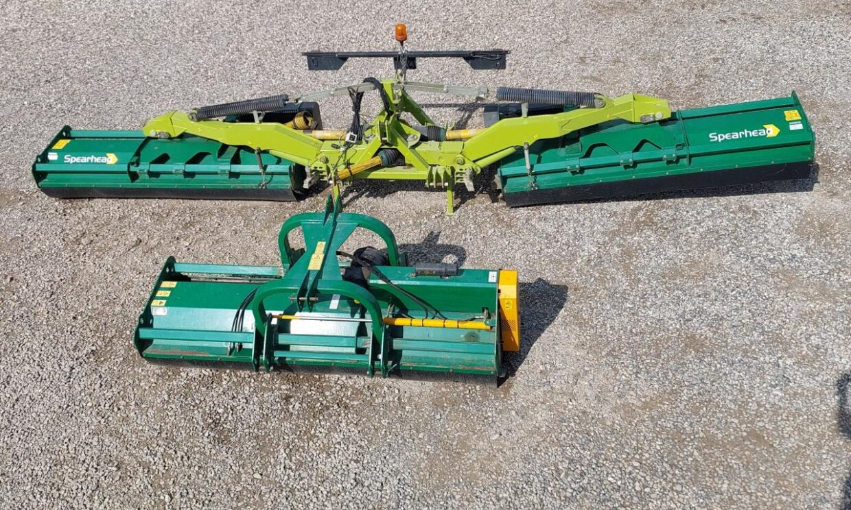 Spearhead Trident 7600 HD afpudser - Slagklippare: bild 1 Spearhead Trident 7600 HD afpudser - Slagklippare: bild 1