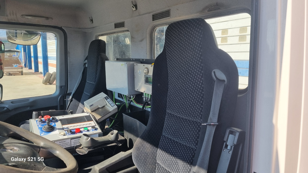 MERCEDES ACTROS MP3 - Hytt: bild 2 MERCEDES ACTROS MP3 - Hytt: bild 2