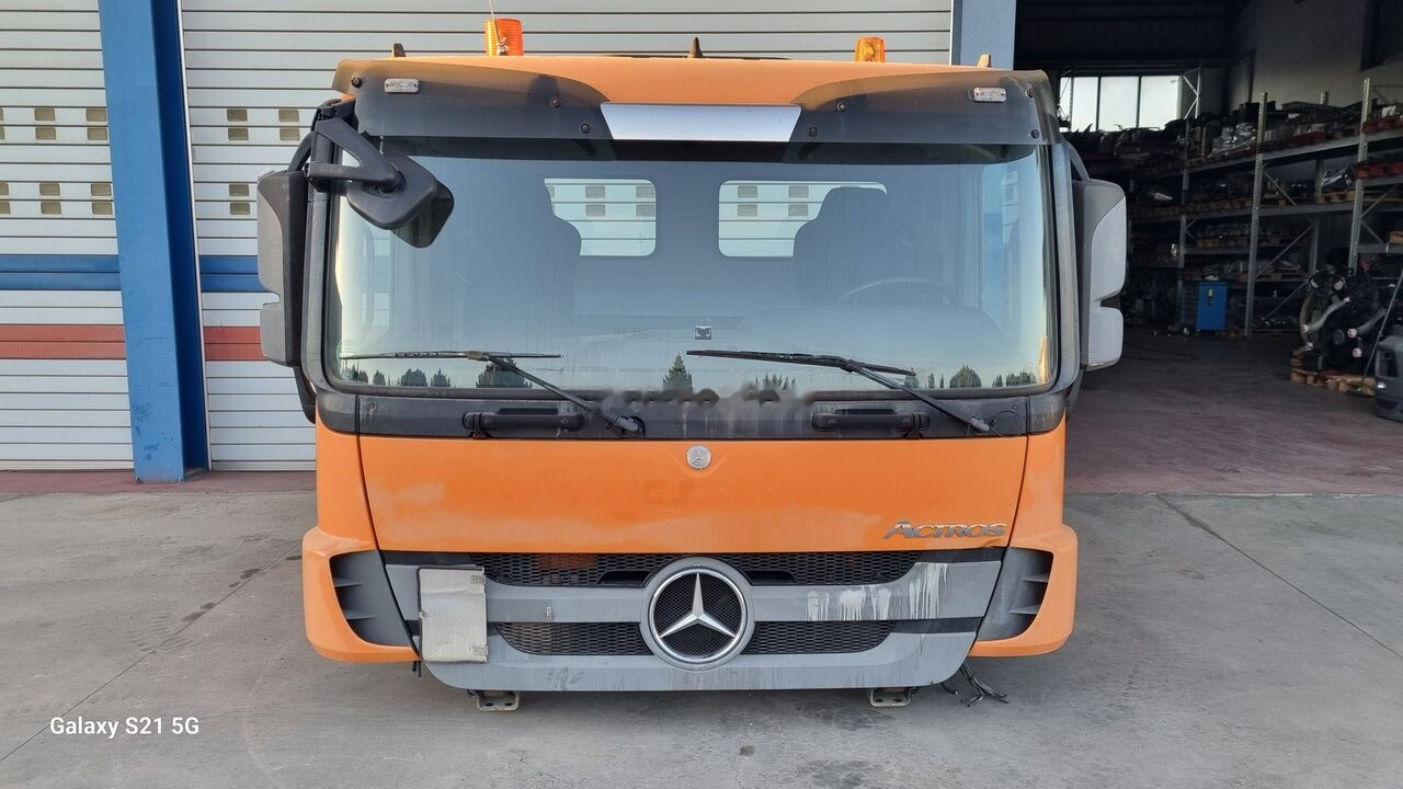 Mercedes-Benz CAB MERCEDES ACTROS MP3 MEDIUM 9436000020 Mercedes-Benz ACTROS MP3 - Hytt för Lastbil: bild 4 Mercedes-Benz CAB MERCEDES ACTROS MP3 MEDIUM 9436000020 Mercedes-Benz ACTROS MP3 - Hytt för Lastbil: bild 4