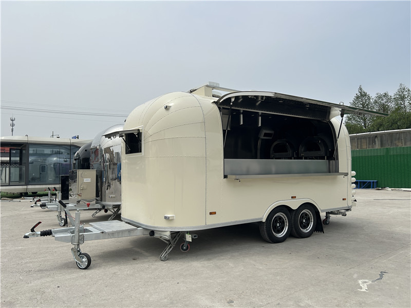 European Food Truck Pizza Food Truck, Smash Burger Foodtruck - Försäljningsvagn: bild 2 European Food Truck Pizza Food Truck, Smash Burger Foodtruck - Försäljningsvagn: bild 2