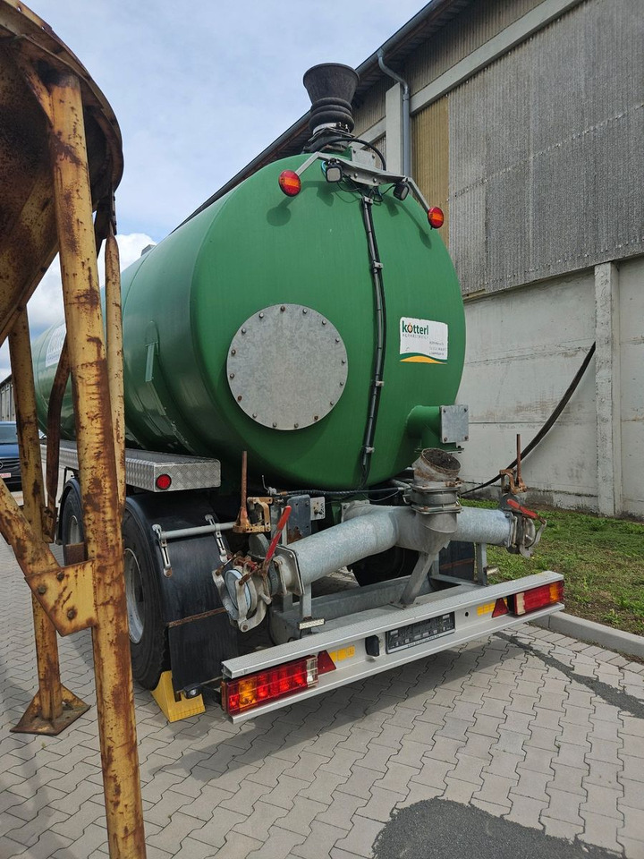 Kumm KTD 28 Güllefaß - Tanktrailer: bild 5 Kumm KTD 28 Güllefaß - Tanktrailer: bild 5