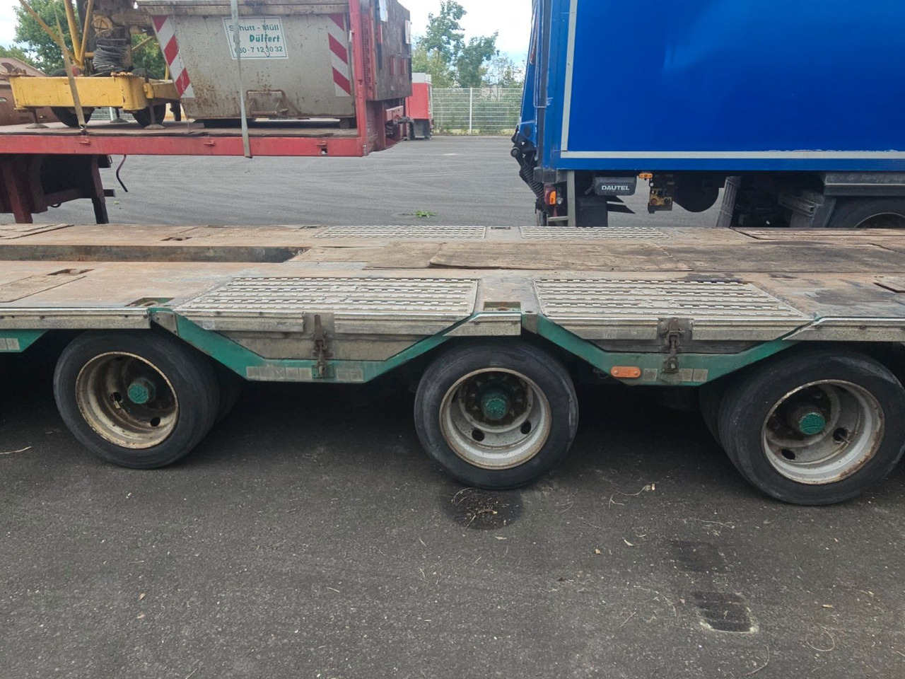 Meusburger MPG-4 Tieflader mit Radmulden 39.5t - Låg lastare semitrailer: bild 5 Meusburger MPG-4 Tieflader mit Radmulden 39.5t - Låg lastare semitrailer: bild 5