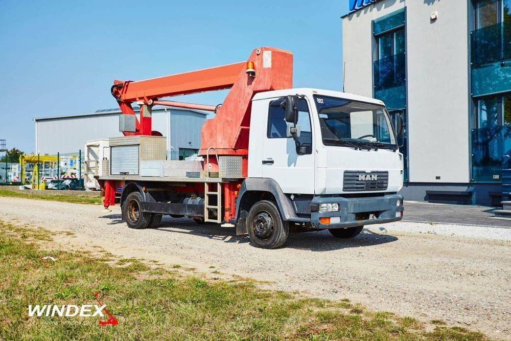 Wumag WT 170 - Billift: bild 1 Wumag WT 170 - Billift: bild 1