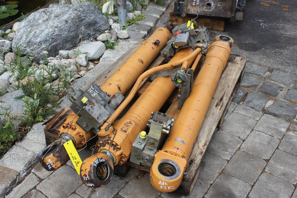 Case 788 LC - Hydraulcylinder för Byggmaskiner: bild 1 Case 788 LC - Hydraulcylinder för Byggmaskiner: bild 1
