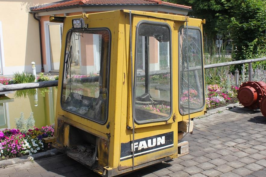 Faun F 1310 - Hytt för Byggmaskiner: bild 1 Faun F 1310 - Hytt för Byggmaskiner: bild 1