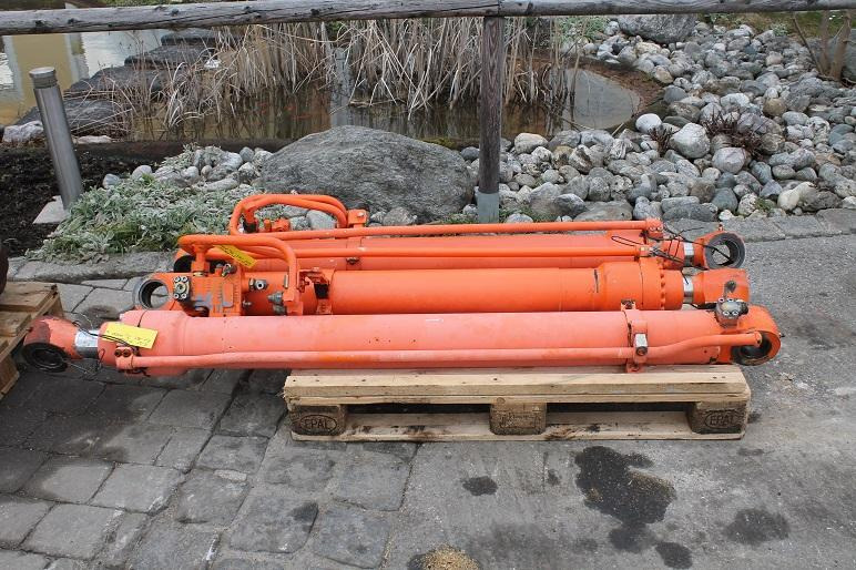 Fiat-Hitachi EX 165 - Hydraulcylinder för Byggmaskiner: bild 5 Fiat-Hitachi EX 165 - Hydraulcylinder för Byggmaskiner: bild 5