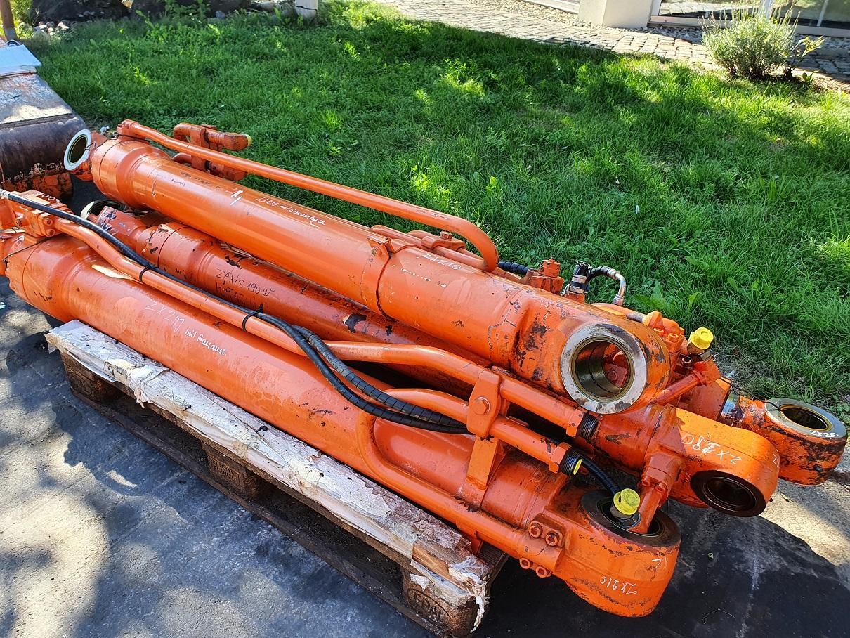 Hitachi ZX 210 LC N 3 - Hydraulcylinder för Byggmaskiner: bild 4 Hitachi ZX 210 LC N 3 - Hydraulcylinder för Byggmaskiner: bild 4