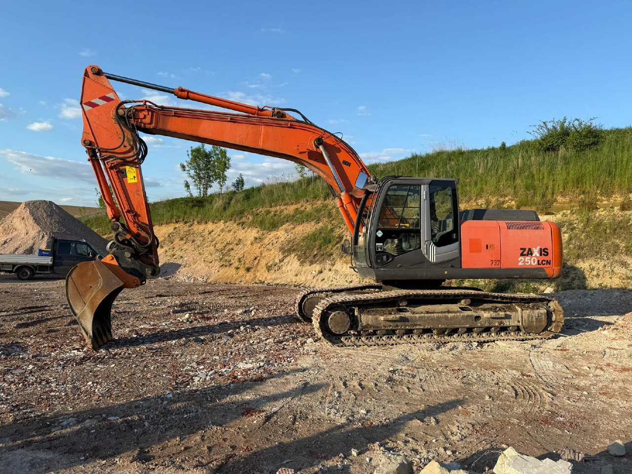 Hitachi ZX 250 LCN -3 - Bandgrävare: bild 5 Hitachi ZX 250 LCN -3 - Bandgrävare: bild 5