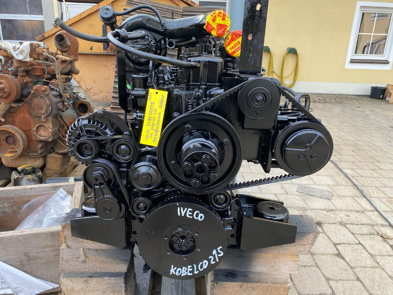 Iveco-Motors F4BE0684 B, aus Kobelco 215 - Motor för Byggmaskiner: bild 3 Iveco-Motors F4BE0684 B, aus Kobelco 215 - Motor för Byggmaskiner: bild 3