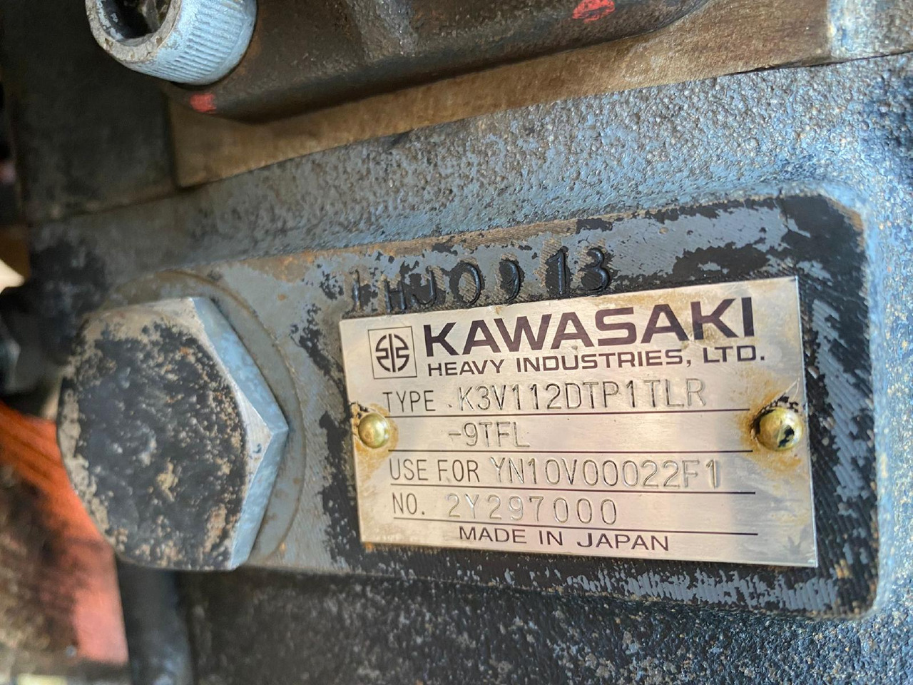 Kawasaki K3V112 aus Fiat Kobelco E 215 - Hydraulpump för Byggmaskiner: bild 5 Kawasaki K3V112 aus Fiat Kobelco E 215 - Hydraulpump för Byggmaskiner: bild 5