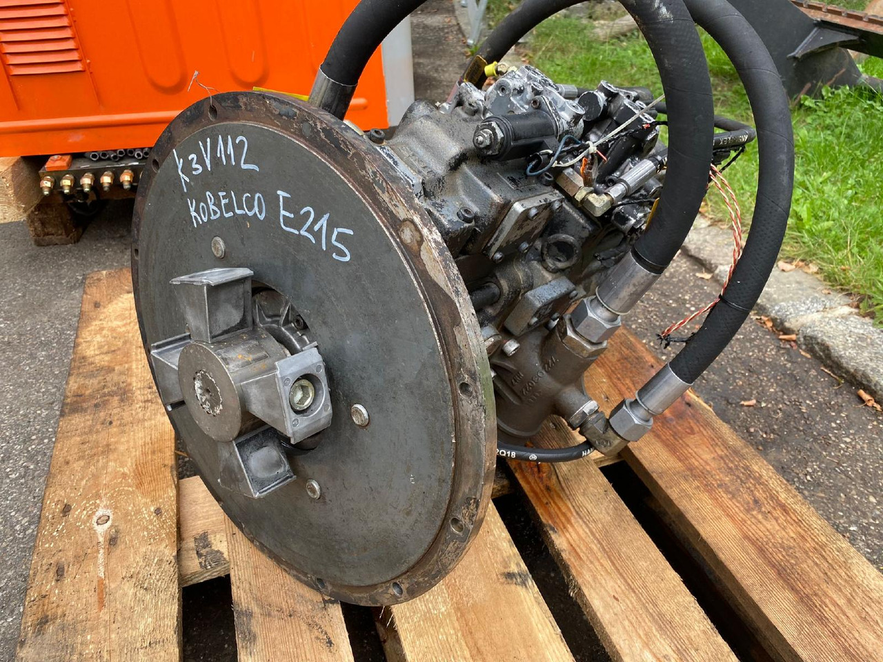 Kawasaki K3V112 aus Fiat Kobelco E 215 - Hydraulpump för Byggmaskiner: bild 4 Kawasaki K3V112 aus Fiat Kobelco E 215 - Hydraulpump för Byggmaskiner: bild 4
