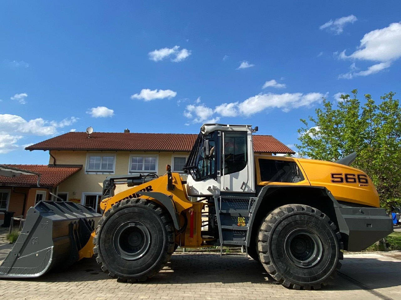 Liebherr L 566 X Power - Hjullastare: bild 2 Liebherr L 566 X Power - Hjullastare: bild 2