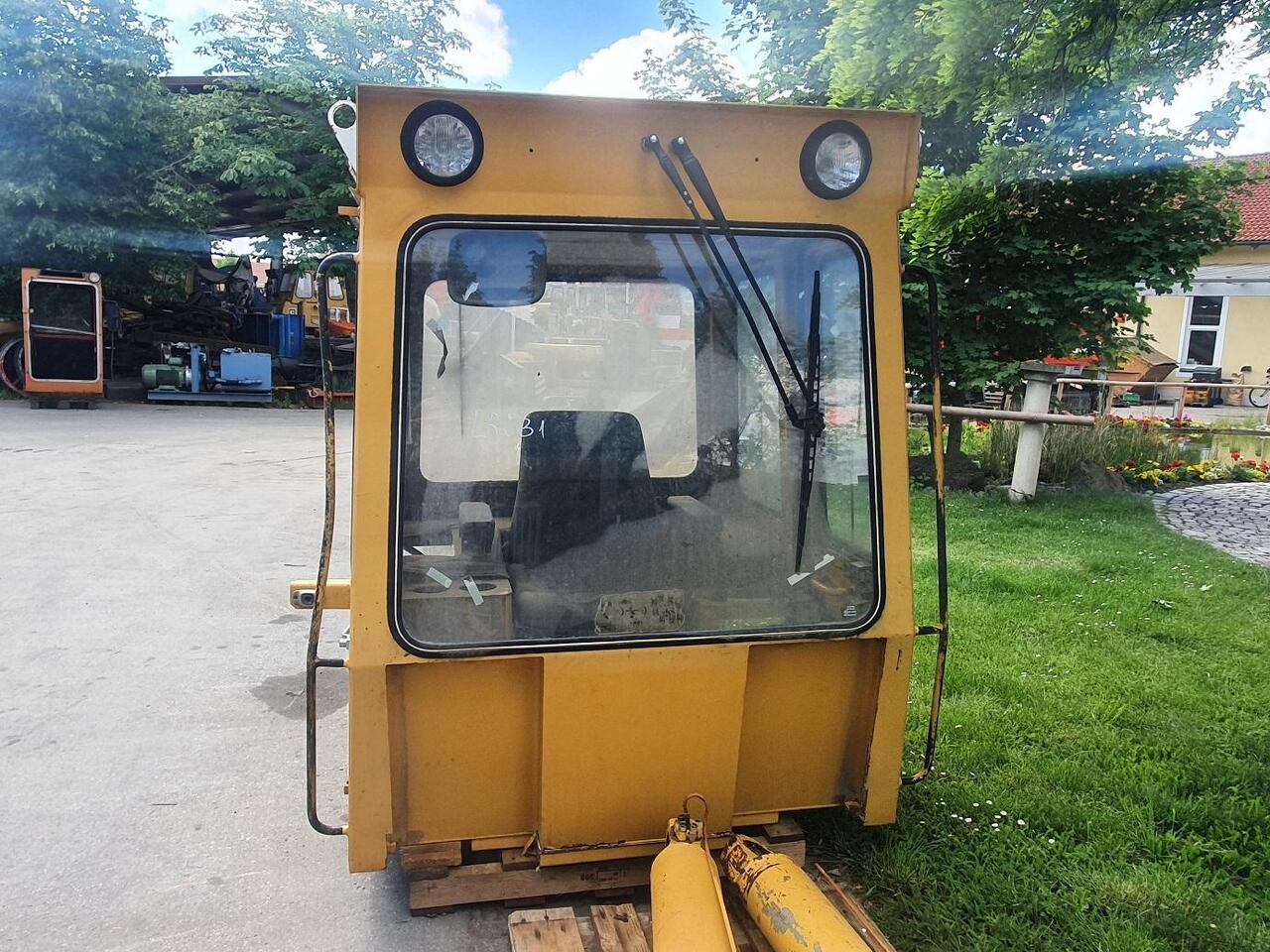 Liebherr LR 631 - Hytt för Bandlastare: bild 4 Liebherr LR 631 - Hytt för Bandlastare: bild 4