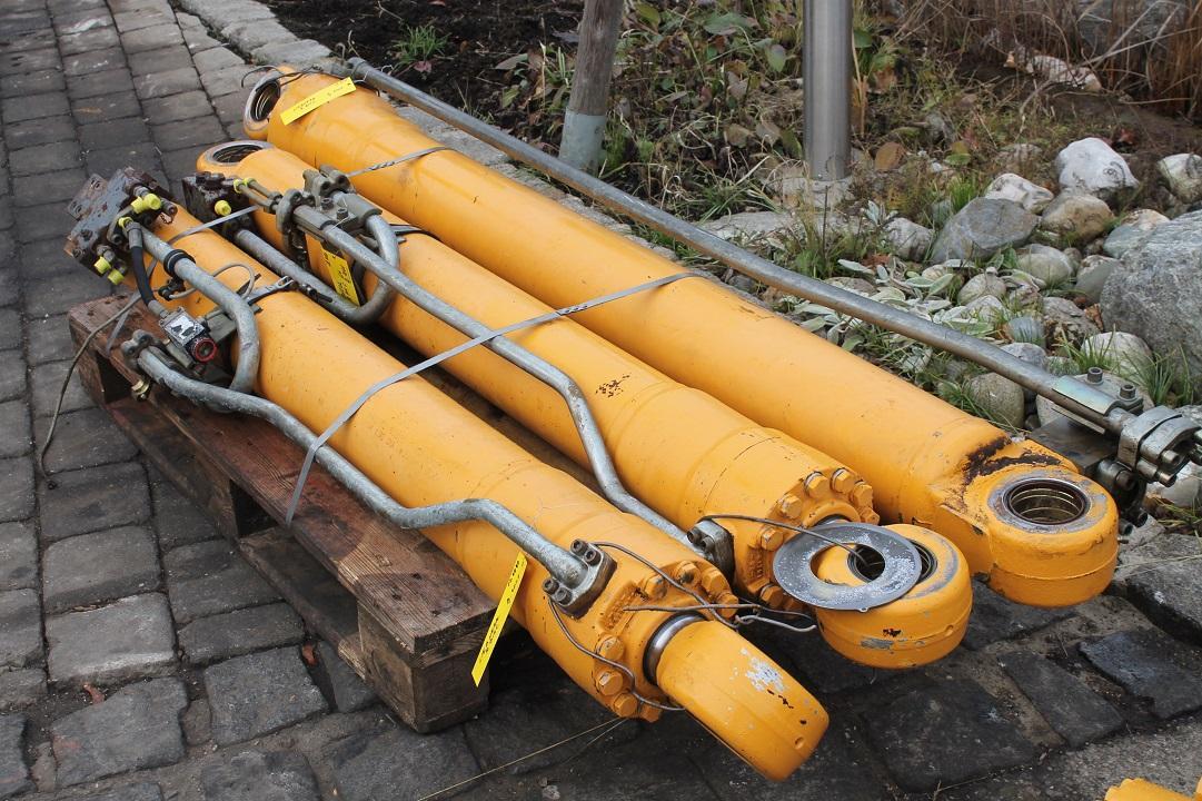 Liebherr R 914 C LIT - Hydraulcylinder för Byggmaskiner: bild 3 Liebherr R 914 C LIT - Hydraulcylinder för Byggmaskiner: bild 3