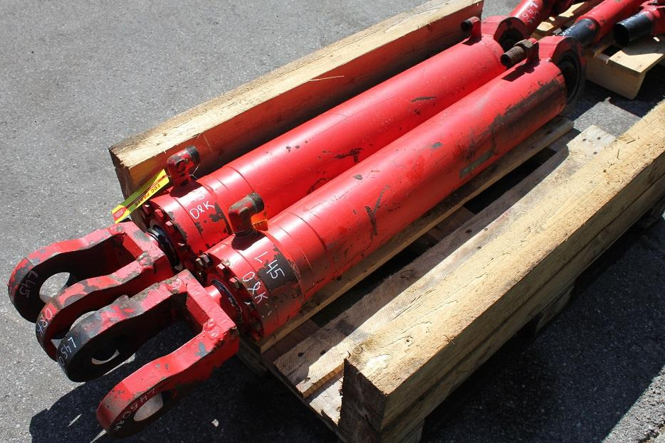 O&K L45 - Hydraulcylinder för Byggmaskiner: bild 1 O&K L45 - Hydraulcylinder för Byggmaskiner: bild 1