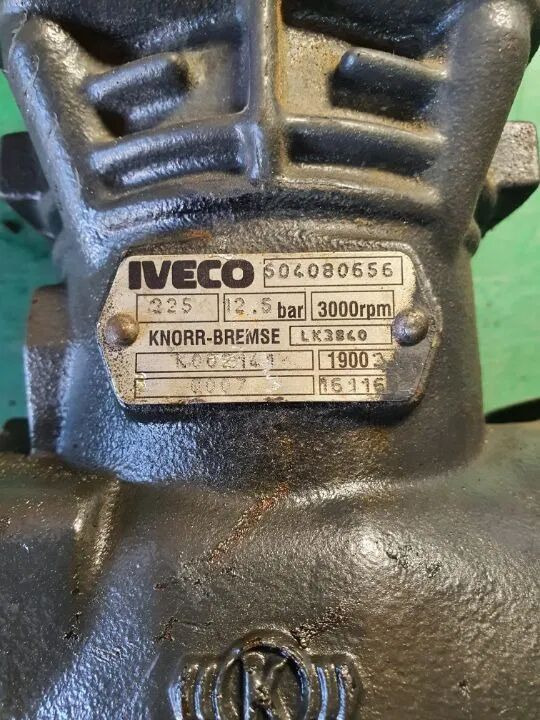 Kompresor Powietrza, Sprężarka Iveco Stralis Eurocargo LK3840 , LK3840 - Kompressor för Lastbil: bild 2 Kompresor Powietrza, Sprężarka Iveco Stralis Eurocargo LK3840 , LK3840 - Kompressor för Lastbil: bild 2
