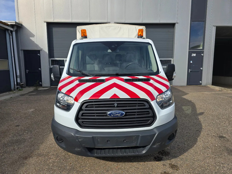 Ford Transit 7 seats Only ****42000km**** - Transportbil med flak, Dubbelhytt transportbil: bild 2 Ford Transit 7 seats Only ****42000km**** - Transportbil med flak, Dubbelhytt transportbil: bild 2