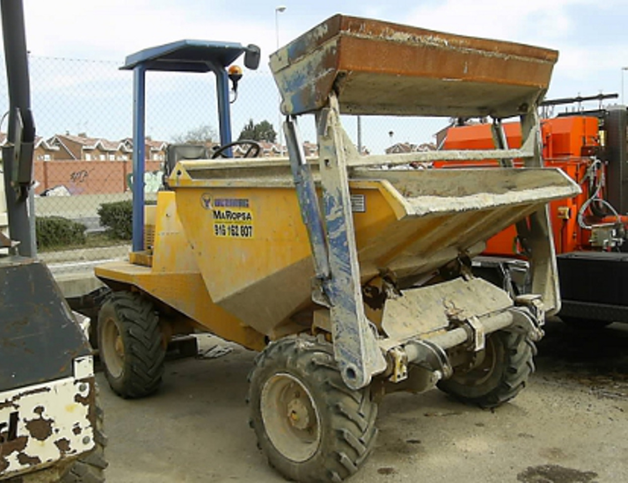 Dumper Autocargable Uromac VH 2500 - Minitippbil: bild 1 Dumper Autocargable Uromac VH 2500 - Minitippbil: bild 1